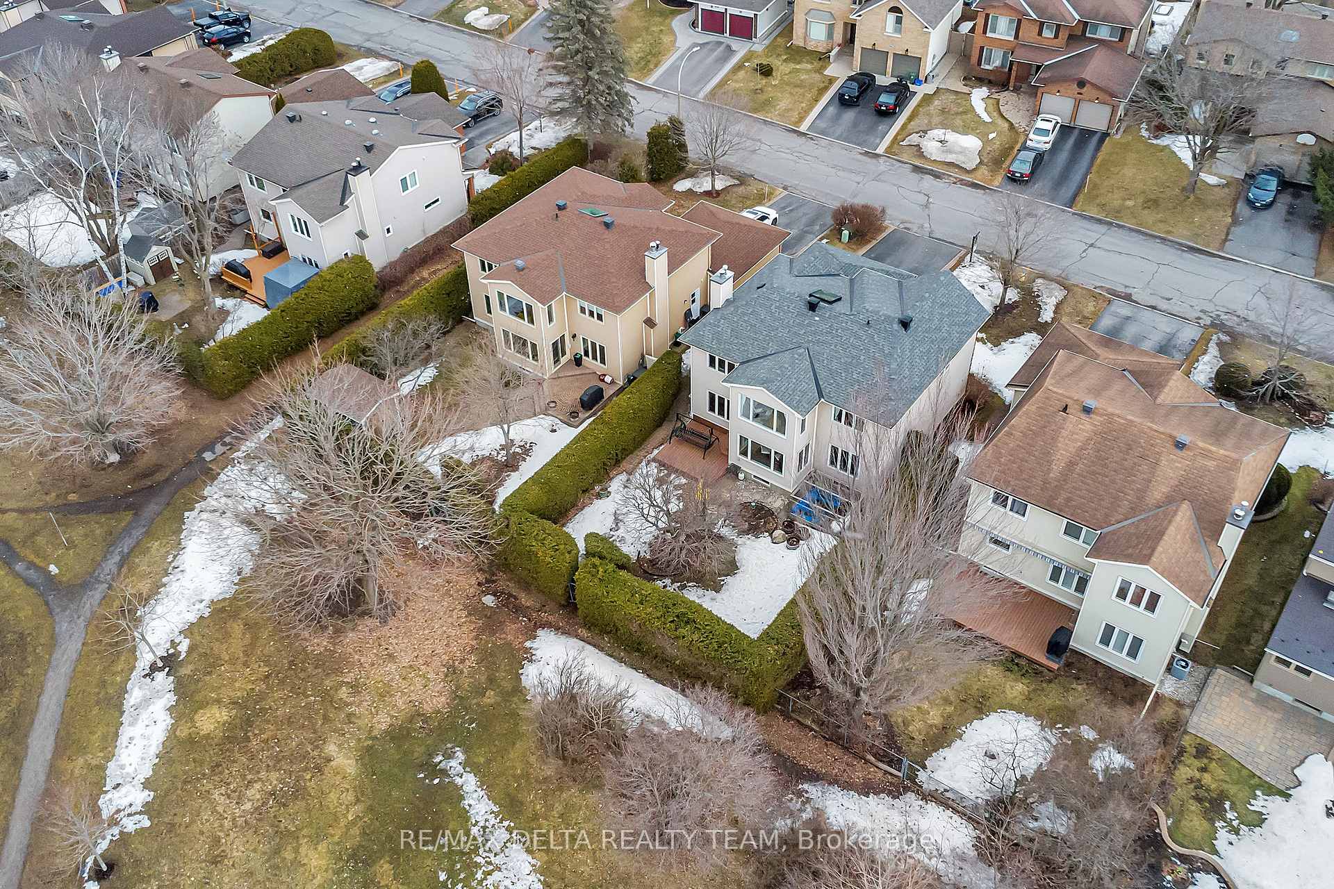 Photo 31 of 1963 Du Clairvaux Road, Ottawa, Chapel Hill — HOMEH