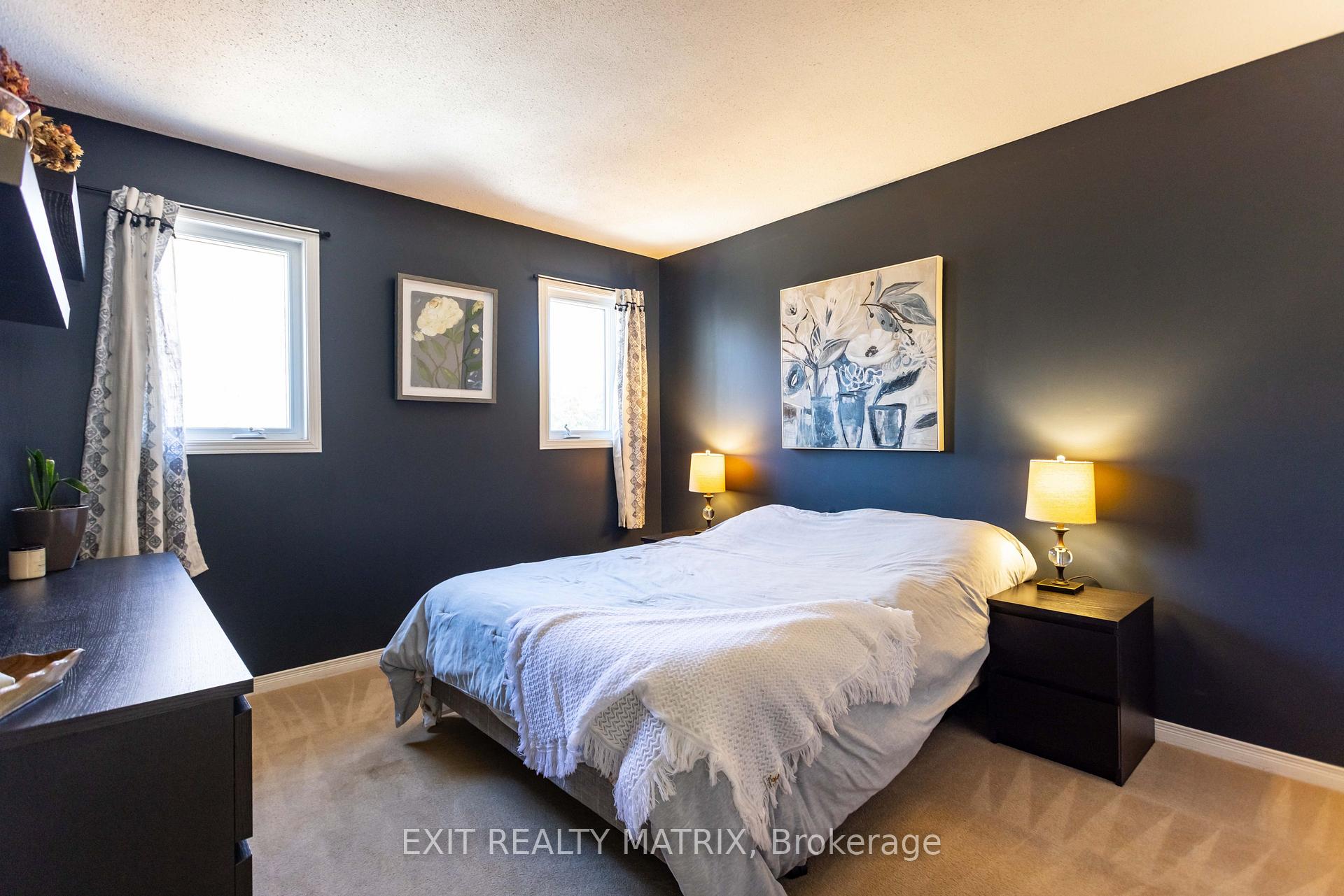 Photo 2 of 1890 Markwell Crescent, Ottawa, Chateauneuf — HOMEH