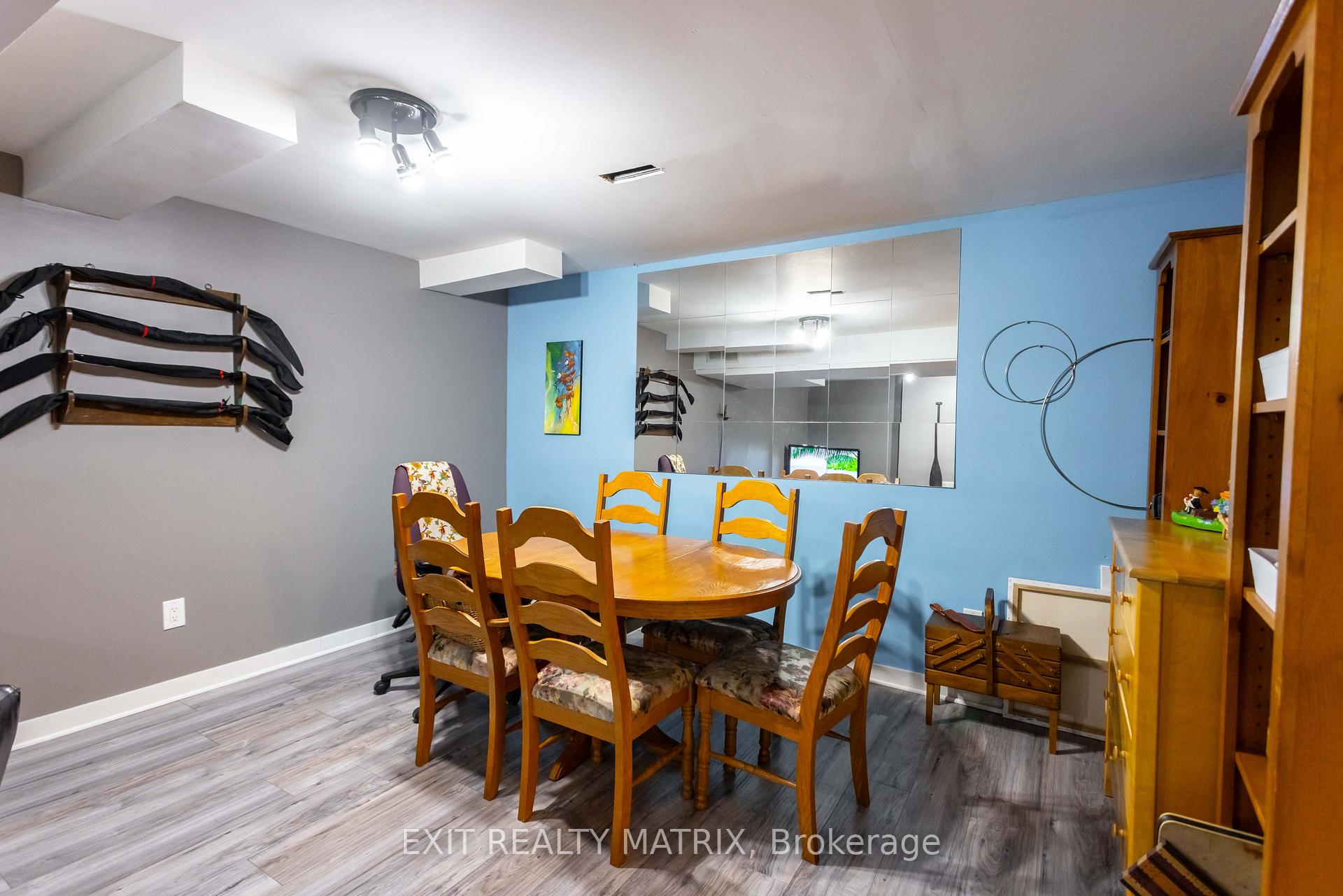 Photo 14 of 1890 Markwell Crescent, Ottawa, Chateauneuf — HOMEH