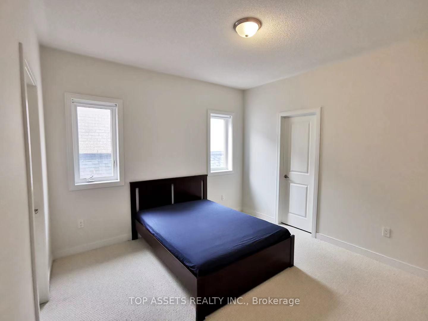 Photo 19 of 76 Mitchell Place, Newmarket, Glenway Estates — HOMEH