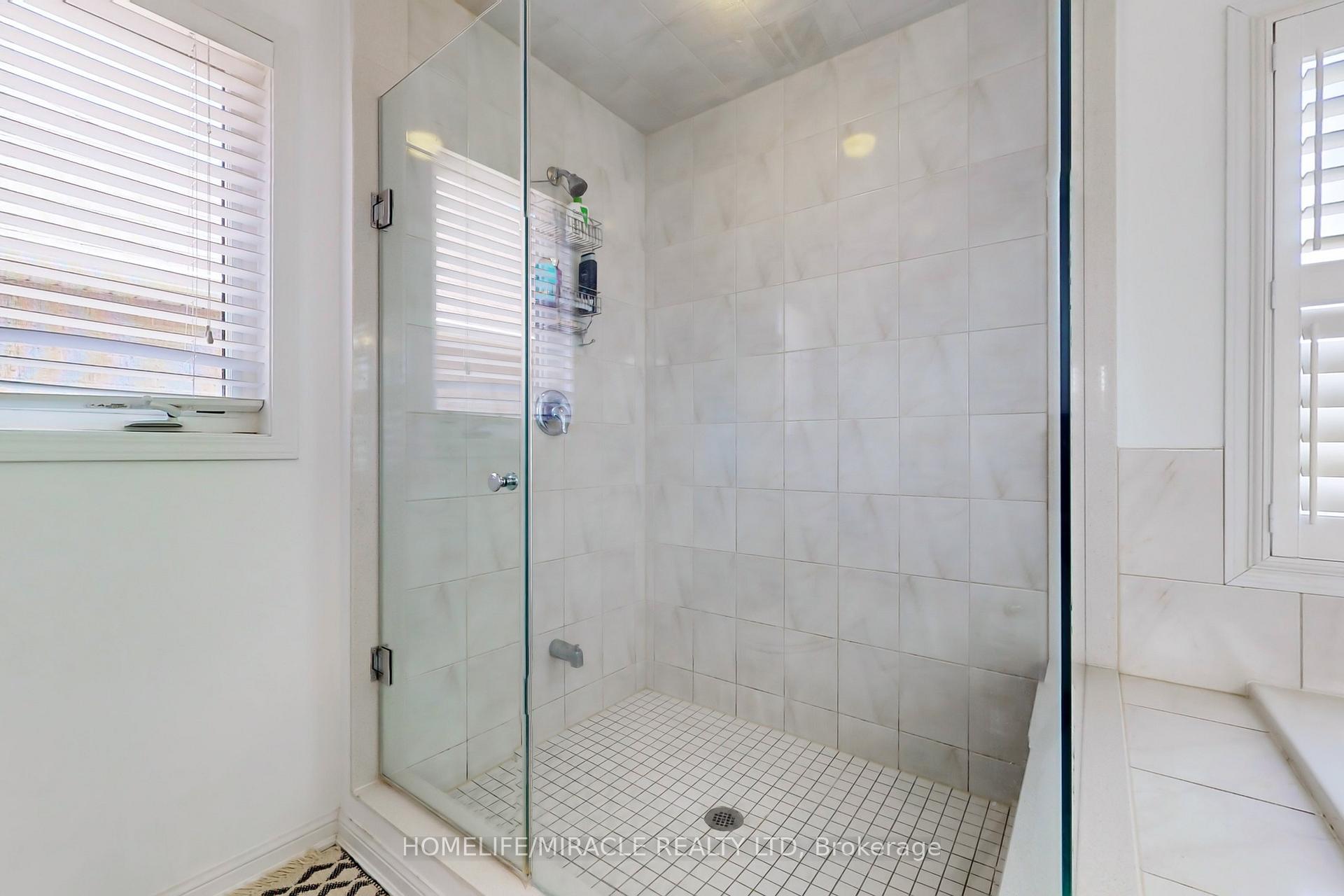 Photo 19 of 338 Kincardine Terrace, Milton, Scott — HOMEH