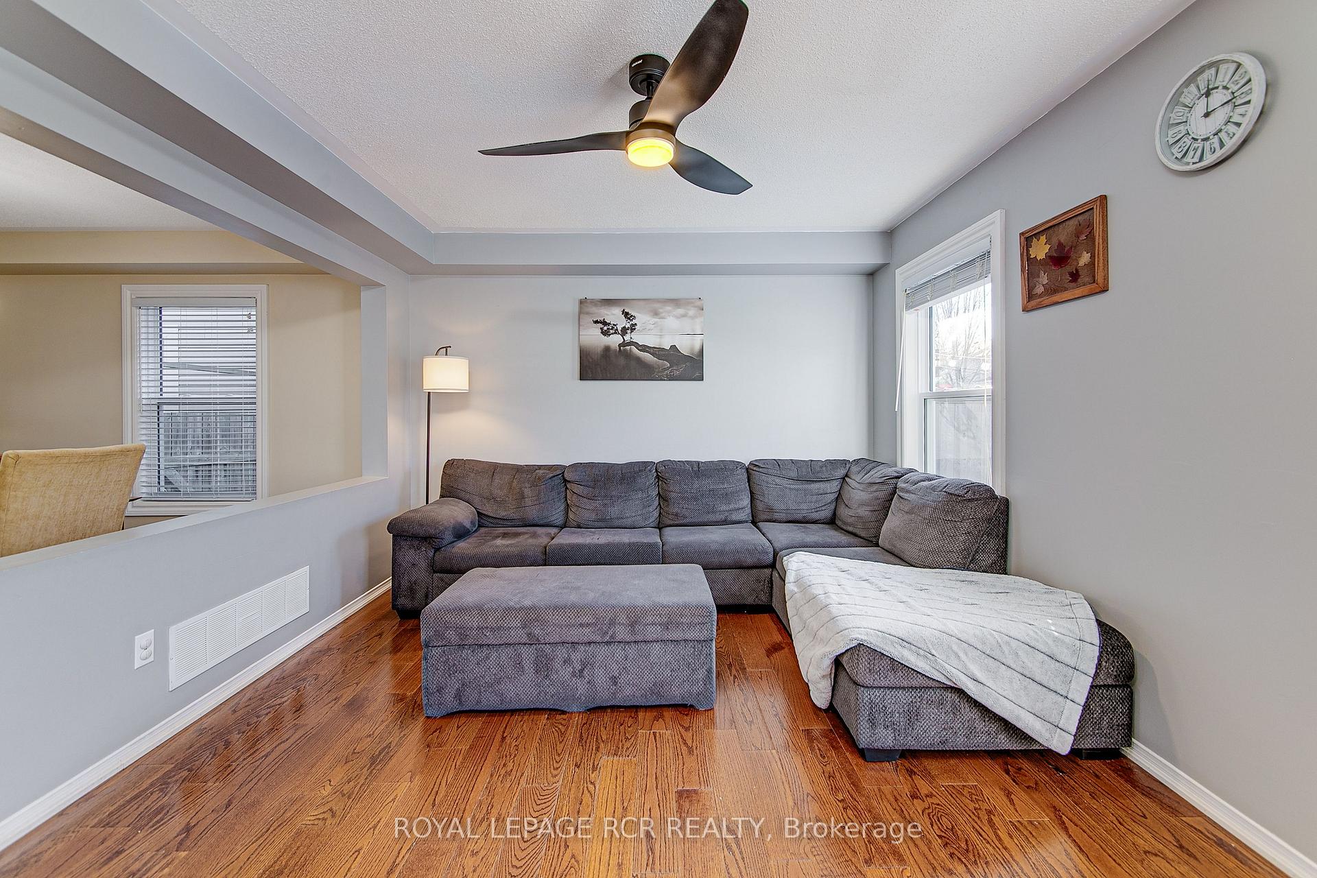 Photo 10 of 52 Mccurdy Drive, New Tecumseth, Tottenham — HOMEH