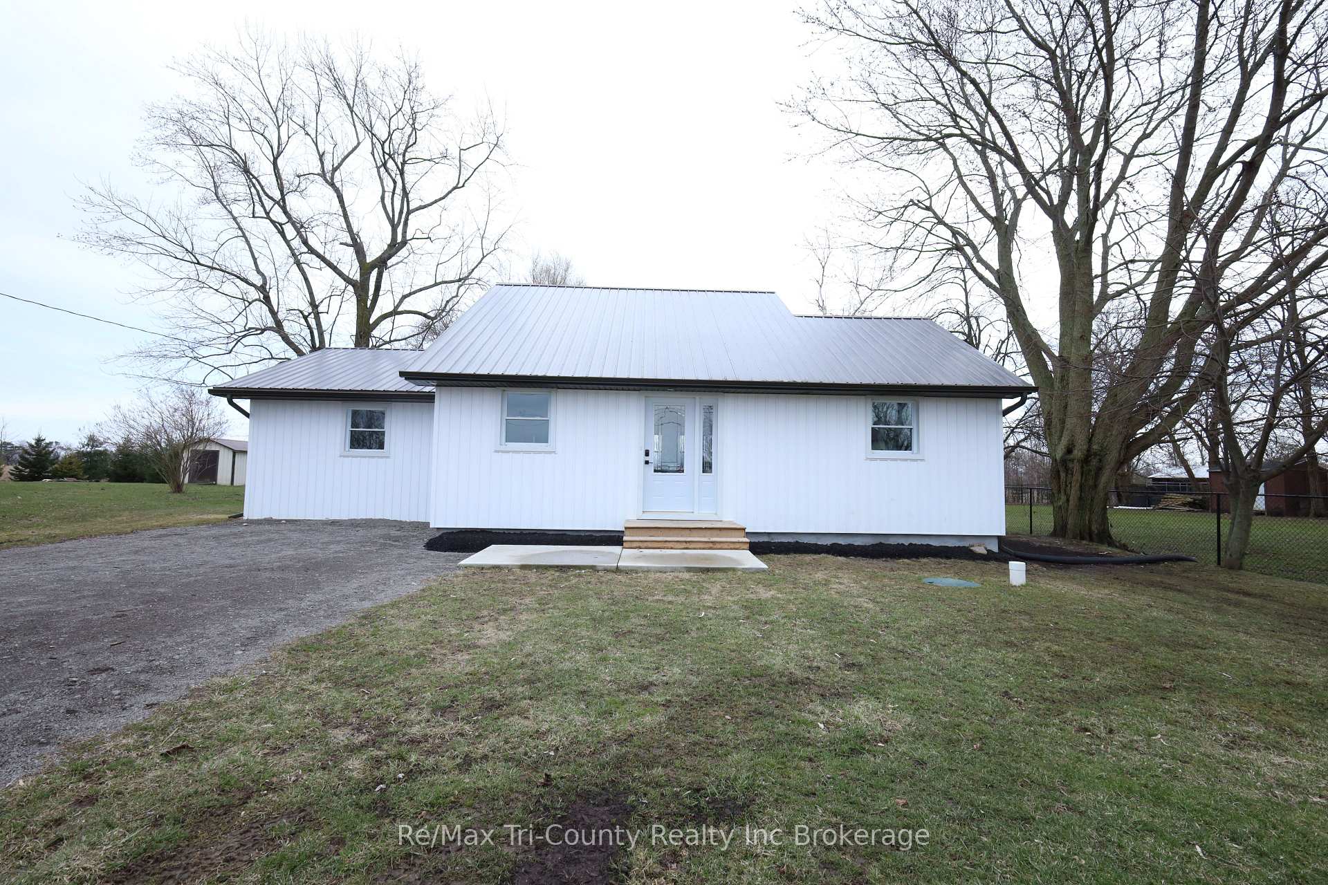 Photo 43 of 2822 Lakeshore Road, Norfolk, Rural S. Walsingham — HOMEH
