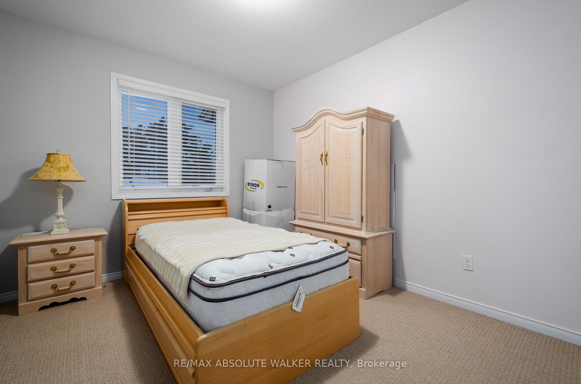 Photo 18 of 152 Challenge Crescent, Ottawa, Springridge/East Village — HOMEH