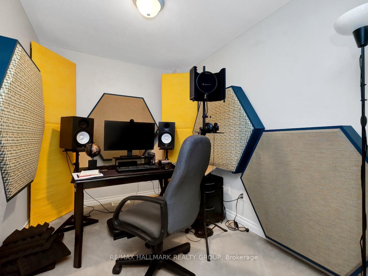 Photo 5 of 502 Barholm Private, Ottawa, Mer Bleue/Bradley Estates/Anderson Park — HOMEH