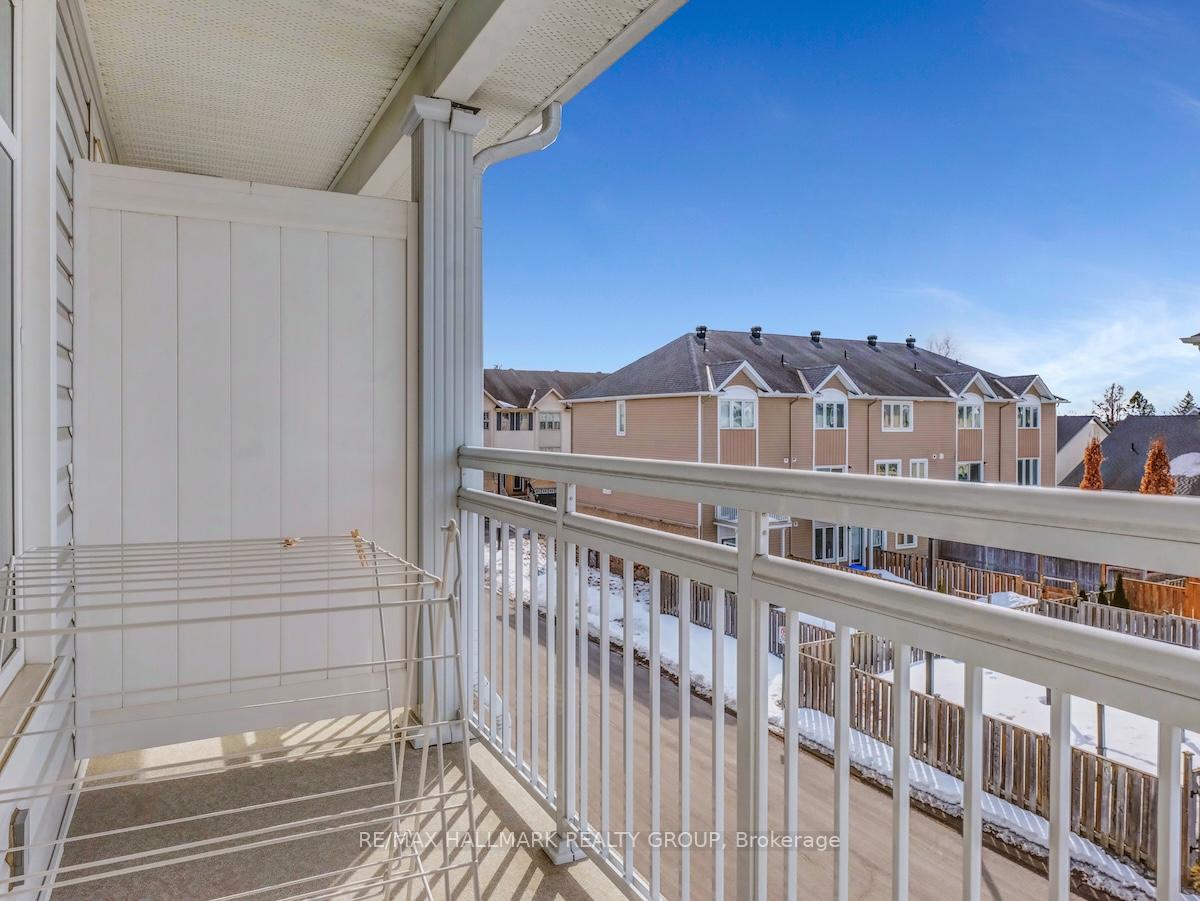 Photo 18 of 502 Barholm Private, Ottawa, Mer Bleue/Bradley Estates/Anderson Park — HOMEH