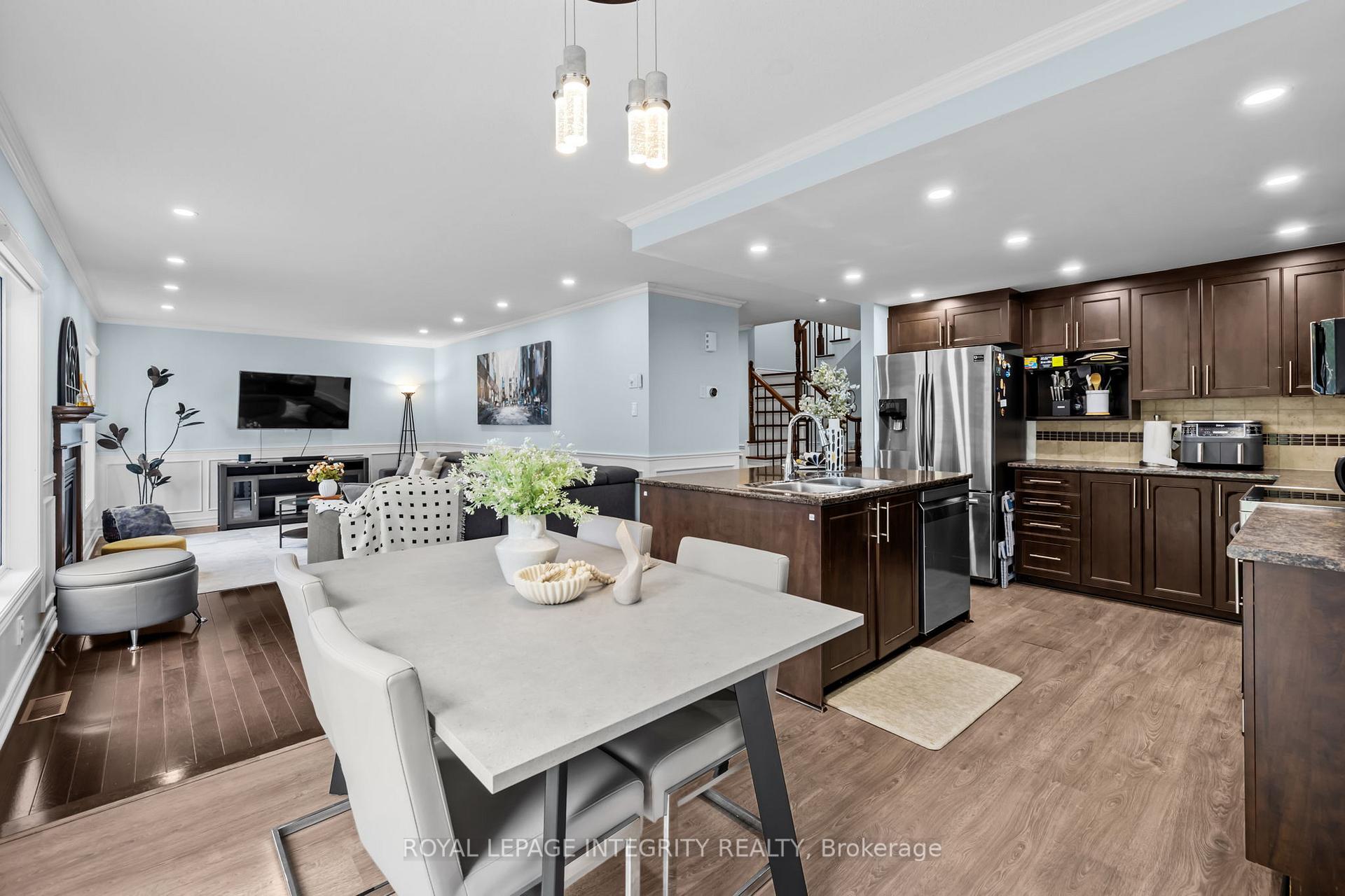 Photo 12 of 506 Southfield Way, Ottawa, Avalon East — HOMEH
