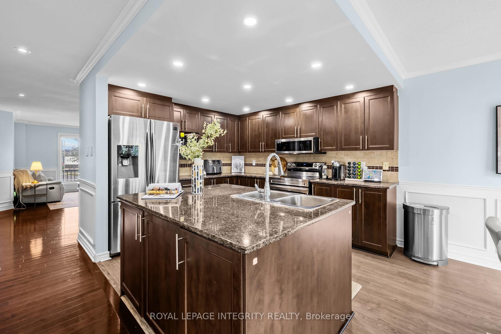 Photo 13 of 506 Southfield Way, Ottawa, Avalon East — HOMEH