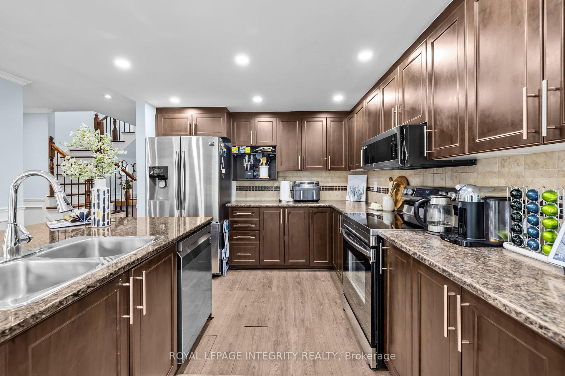 Photo 15 of 506 Southfield Way, Ottawa, Avalon East — HOMEH