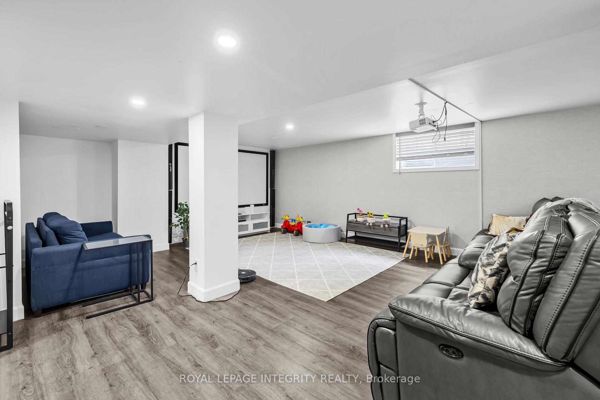 Photo 26 of 506 Southfield Way, Ottawa, Avalon East — HOMEH