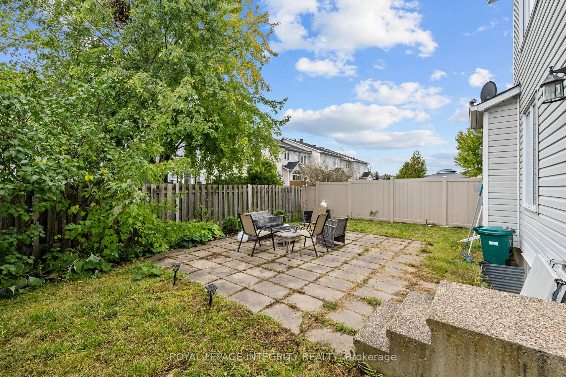 Photo 35 of 506 Southfield Way, Ottawa, Avalon East — HOMEH