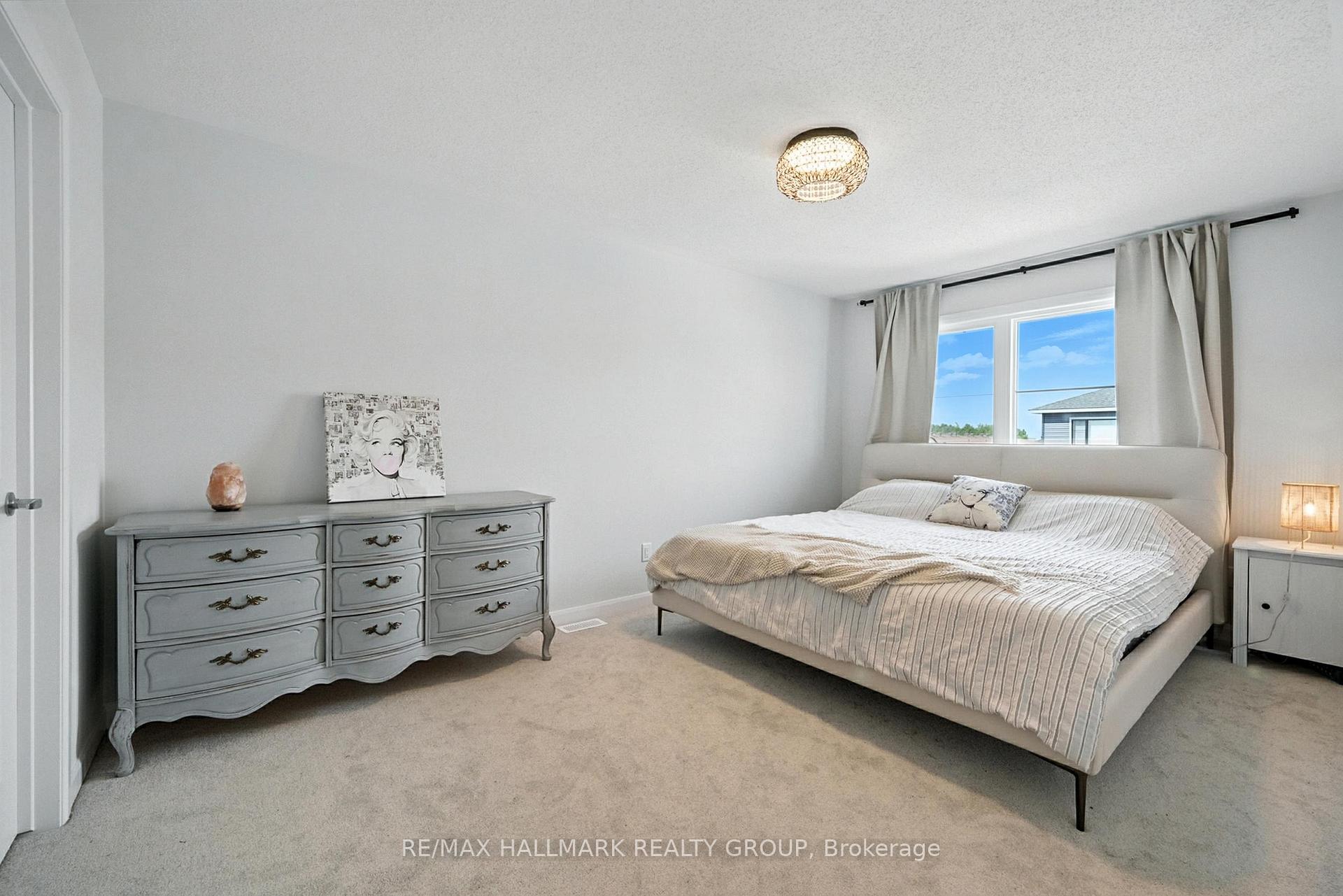 Photo 20 of 702 Confluence Walk, Ottawa, Avalon West — HOMEH