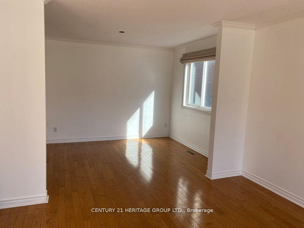Photo 7 of Unit upper, 193 Harrison Drive, Newmarket, Bristol-London — HOMEH