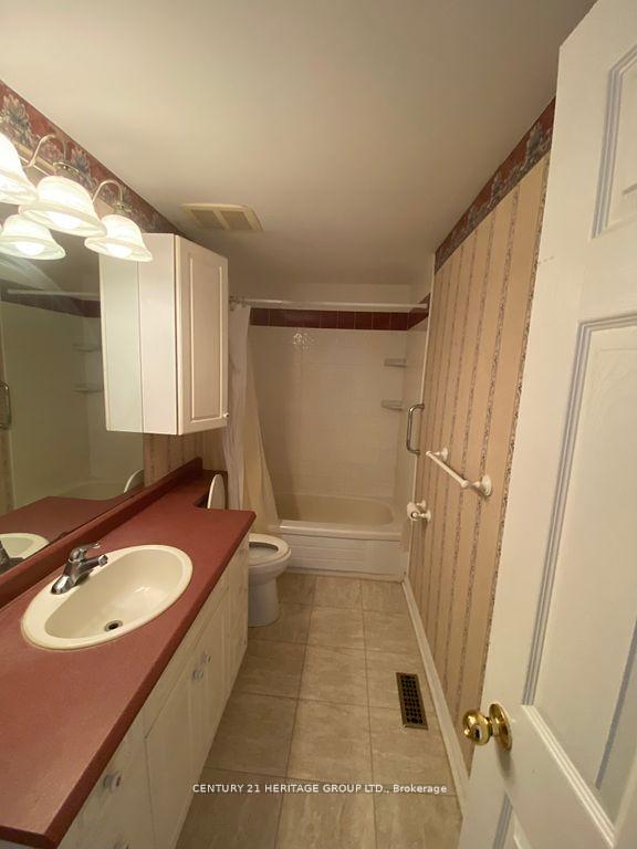 Photo 16 of Unit upper, 193 Harrison Drive, Newmarket, Bristol-London — HOMEH