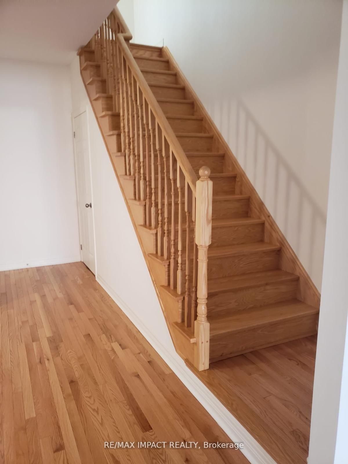 Photo 10 of 519 Bessborough Drive, Milton, Harrison — HOMEH