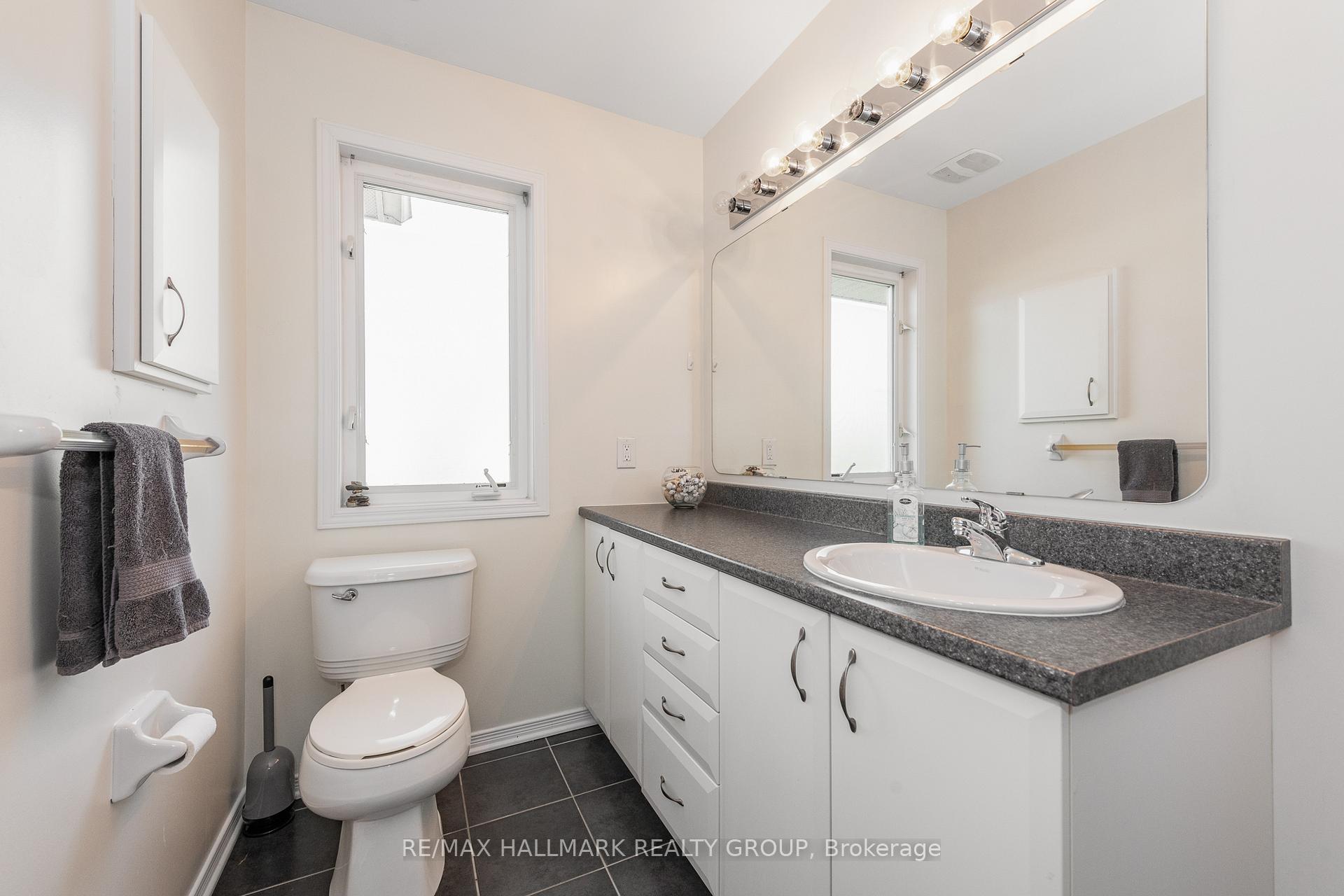 Photo 28 of 261 Parkrose Private, Ottawa, Chatelaine Village — HOMEH