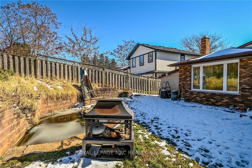 Photo 3 of 66 Berkwood Place, Pelham, Fonthill — HOMEH