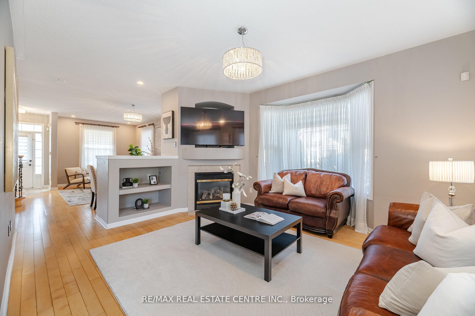 Photo 7 of 643 Hamilton Crescent, Milton, Beaty — HOMEH