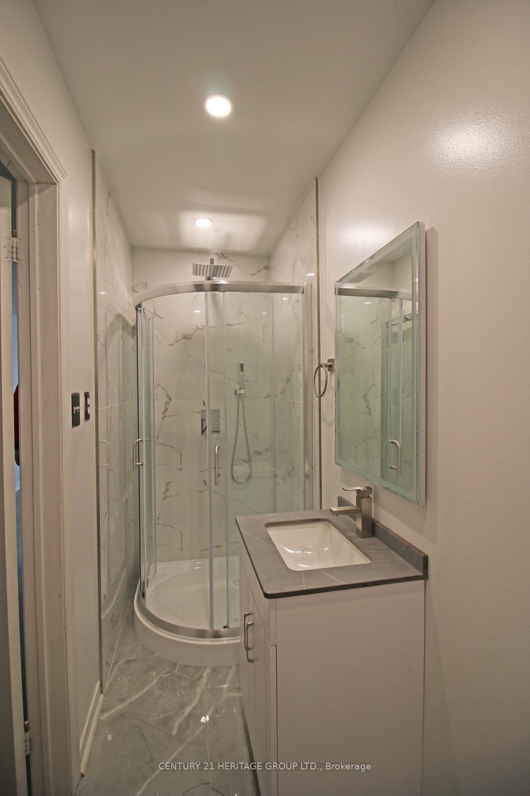 Photo 15 of 641 Walpole Crescent, Newmarket, Stonehaven-Wyndham — HOMEH