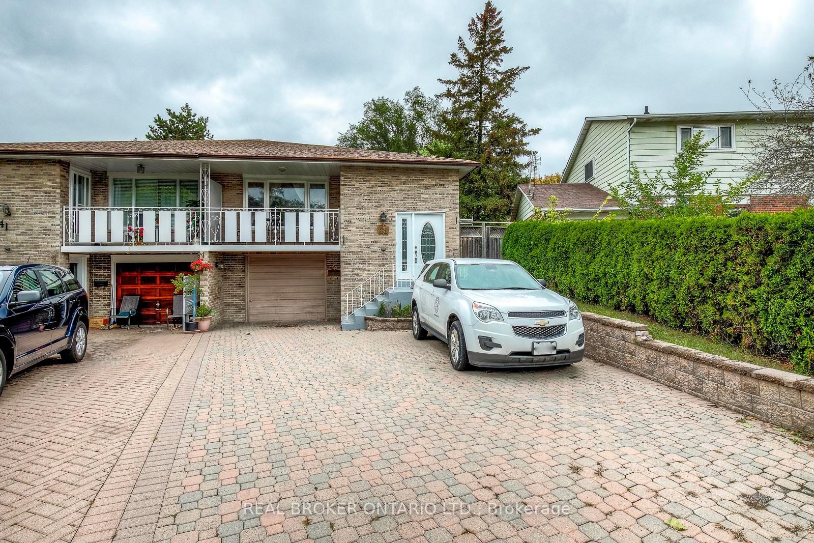 Front of 43 Hammond Road E