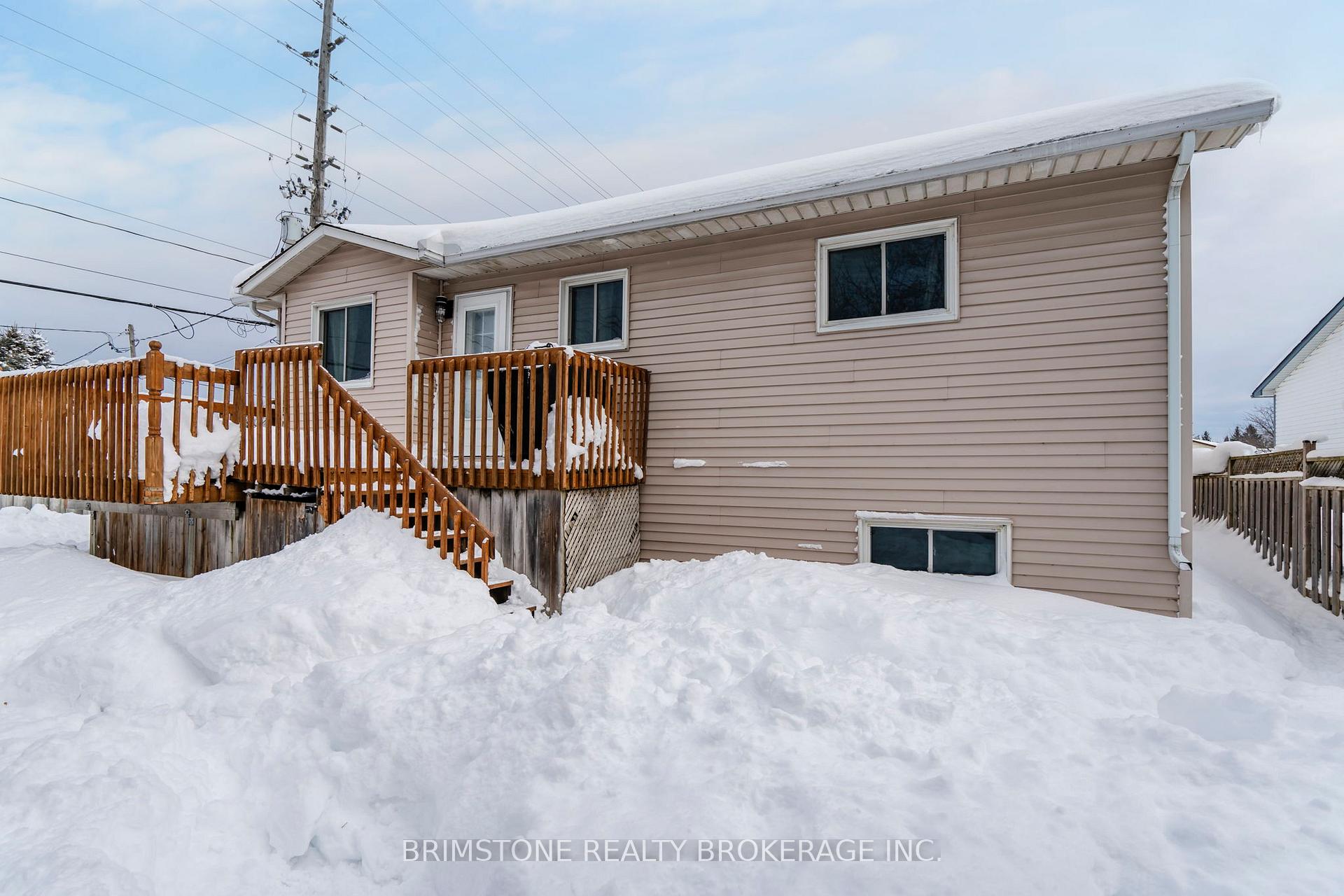 Photo 21 of 1 Keith Street, Orillia — HOMEH