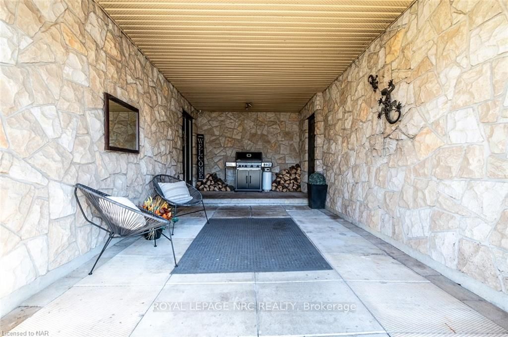 Photo 6 of 3 Vinemount Drive, Pelham, Fonthill — HOMEH