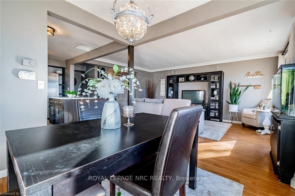 Photo 14 of 3 Vinemount Drive, Pelham, Fonthill — HOMEH