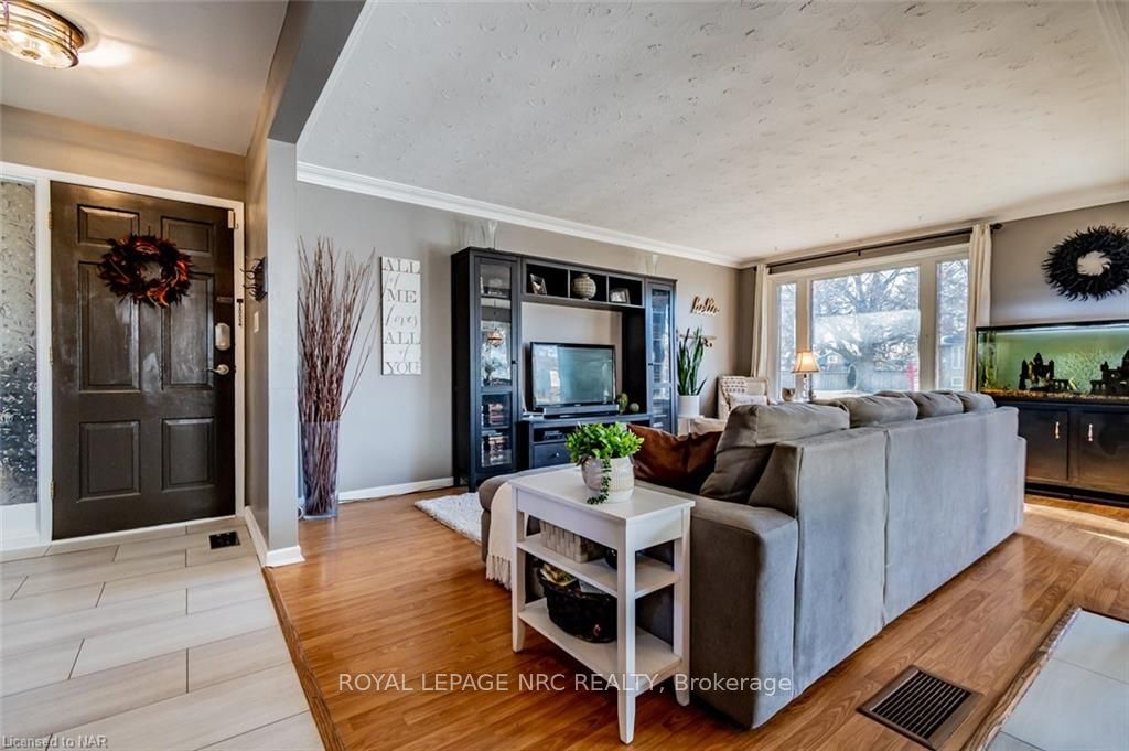 Photo 21 of 3 Vinemount Drive, Pelham, Fonthill — HOMEH