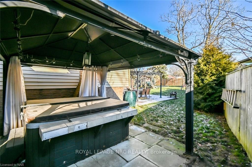 Photo 34 of 3 Vinemount Drive, Pelham, Fonthill — HOMEH