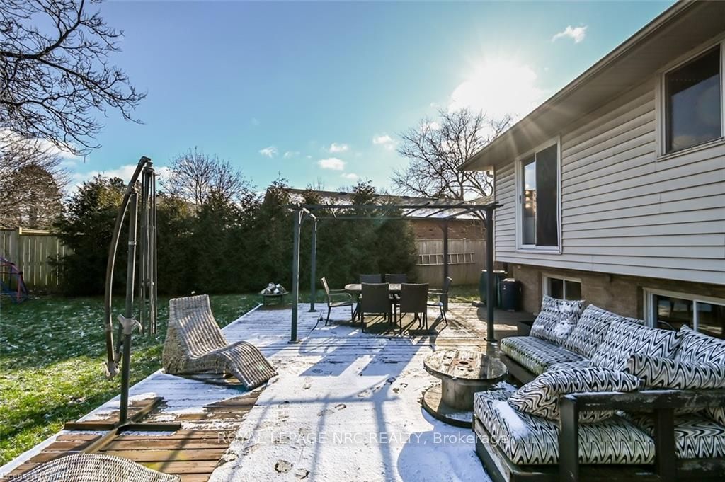 Photo 35 of 3 Vinemount Drive, Pelham, Fonthill — HOMEH