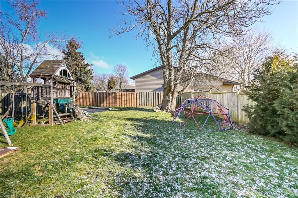 Photo 37 of 3 Vinemount Drive, Pelham, Fonthill — HOMEH