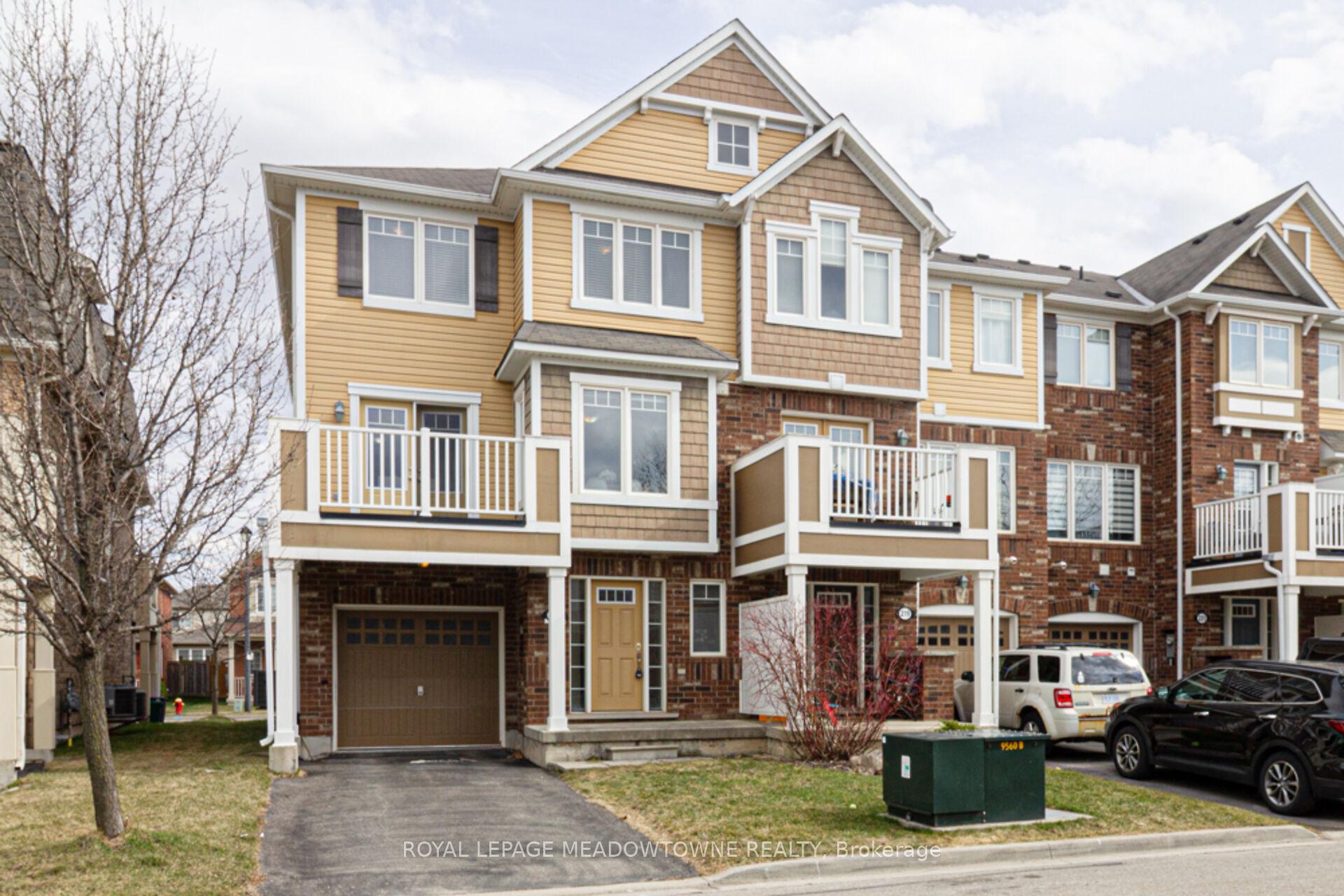 Front of 217 Woodley Crescent