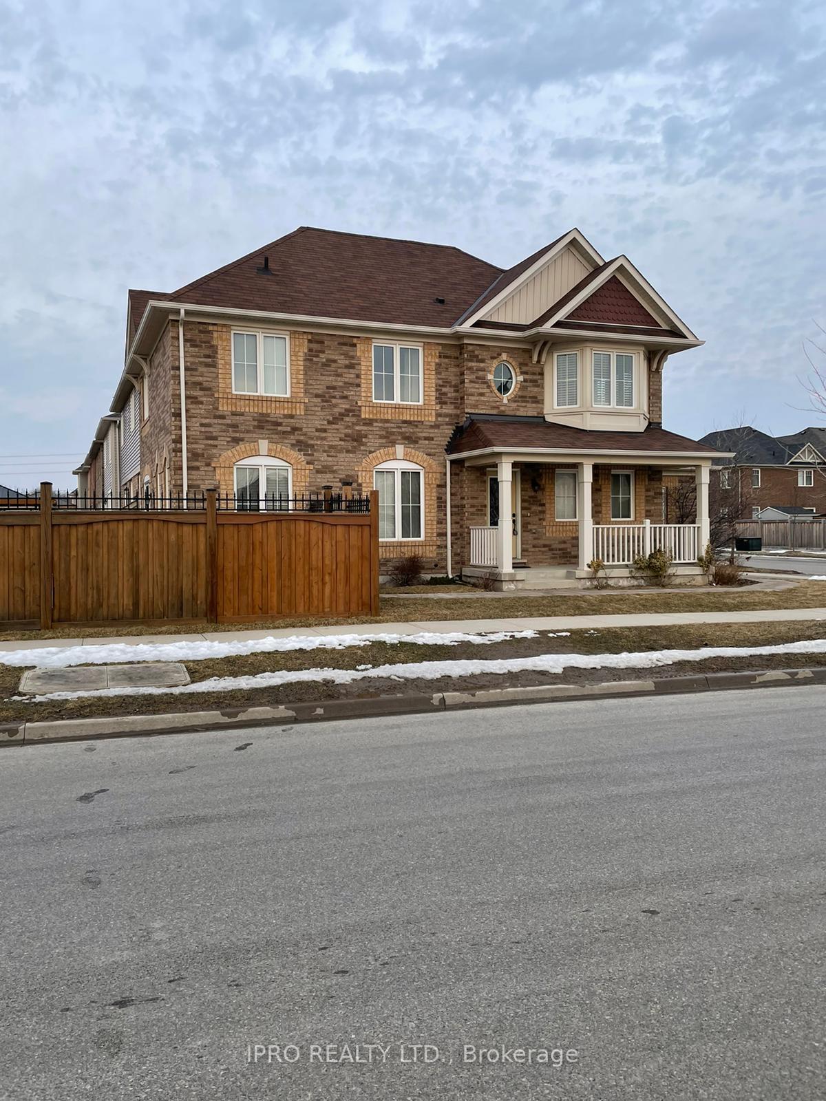 Photo 12 of 33 Ruhl Drive, Milton, Willmott — HOMEH