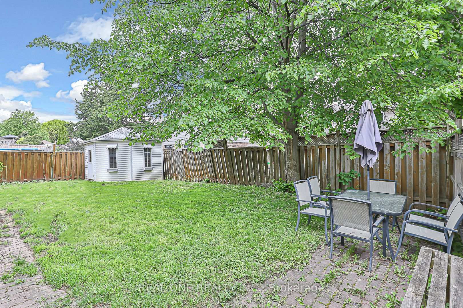 Photo 48 of 120 Lowe Boulevard, Newmarket, Huron Heights-Leslie Valley — HOMEH