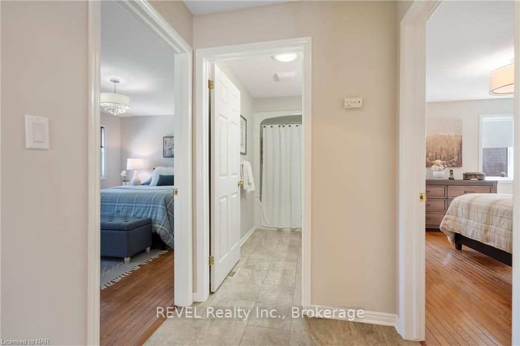 Photo 18 of 23 Tanner Drive, Pelham, Fonthill — HOMEH
