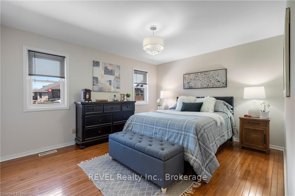 Photo 20 of 23 Tanner Drive, Pelham, Fonthill — HOMEH
