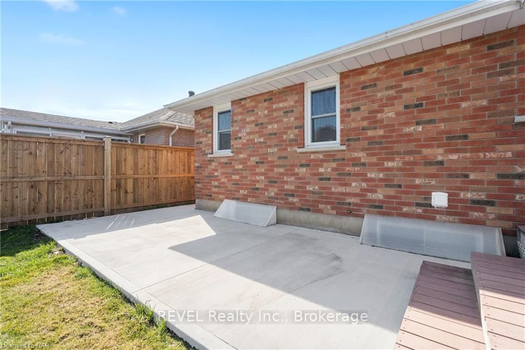 Photo 27 of 23 Tanner Drive, Pelham, Fonthill — HOMEH