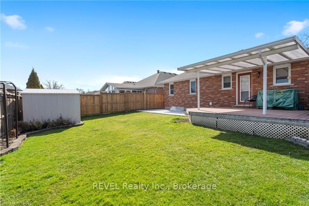Photo 29 of 23 Tanner Drive, Pelham, Fonthill — HOMEH