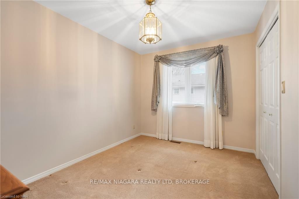 Photo 27 of 3 Townsend Circle, Pelham, Fonthill — HOMEH