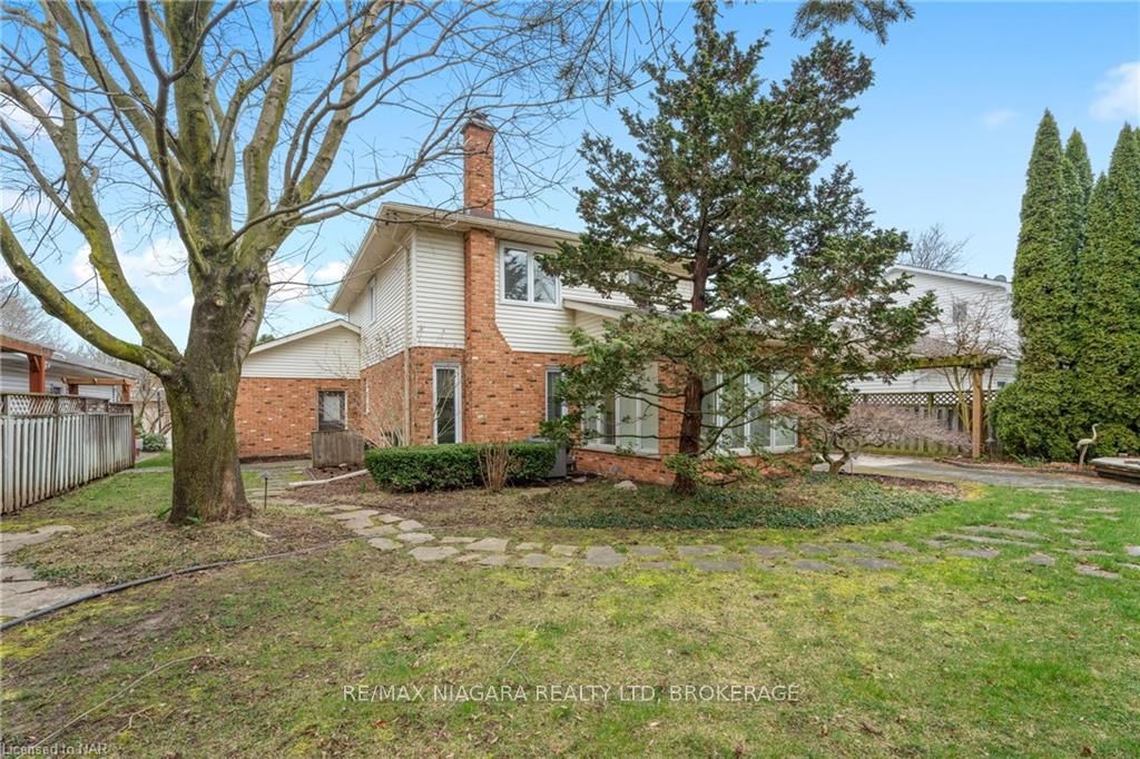 Photo 37 of 3 Townsend Circle, Pelham, Fonthill — HOMEH