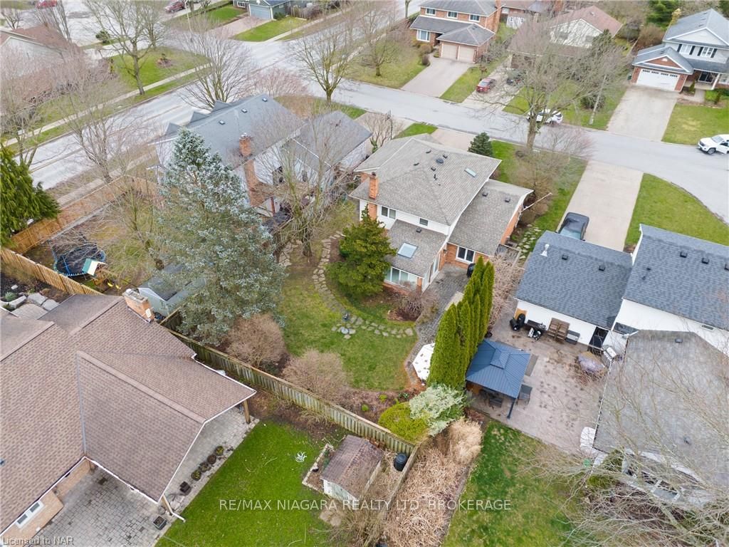 Photo 44 of 3 Townsend Circle, Pelham, Fonthill — HOMEH