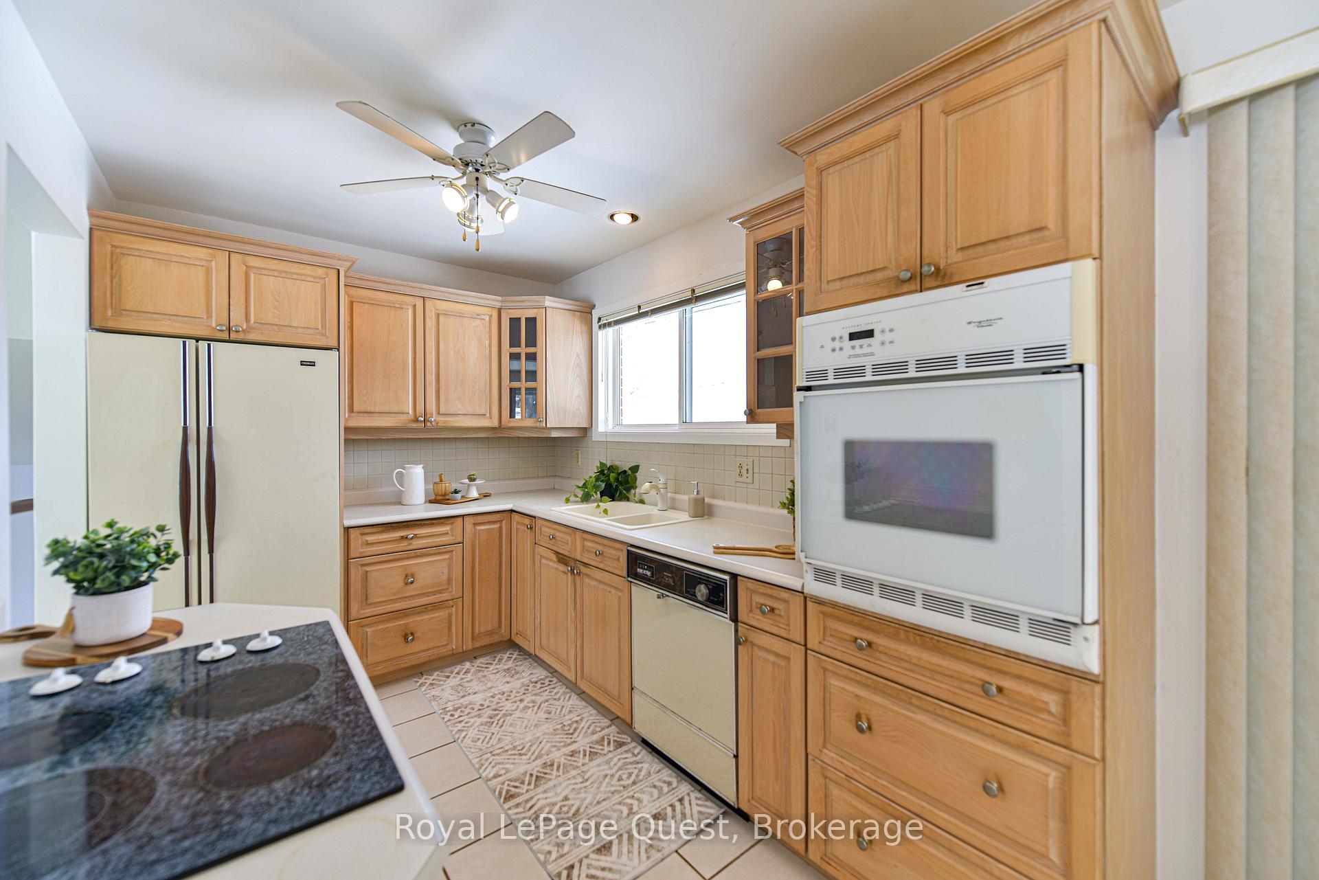 Photo 16 of 362 Harmon Road, Orillia — HOMEH
