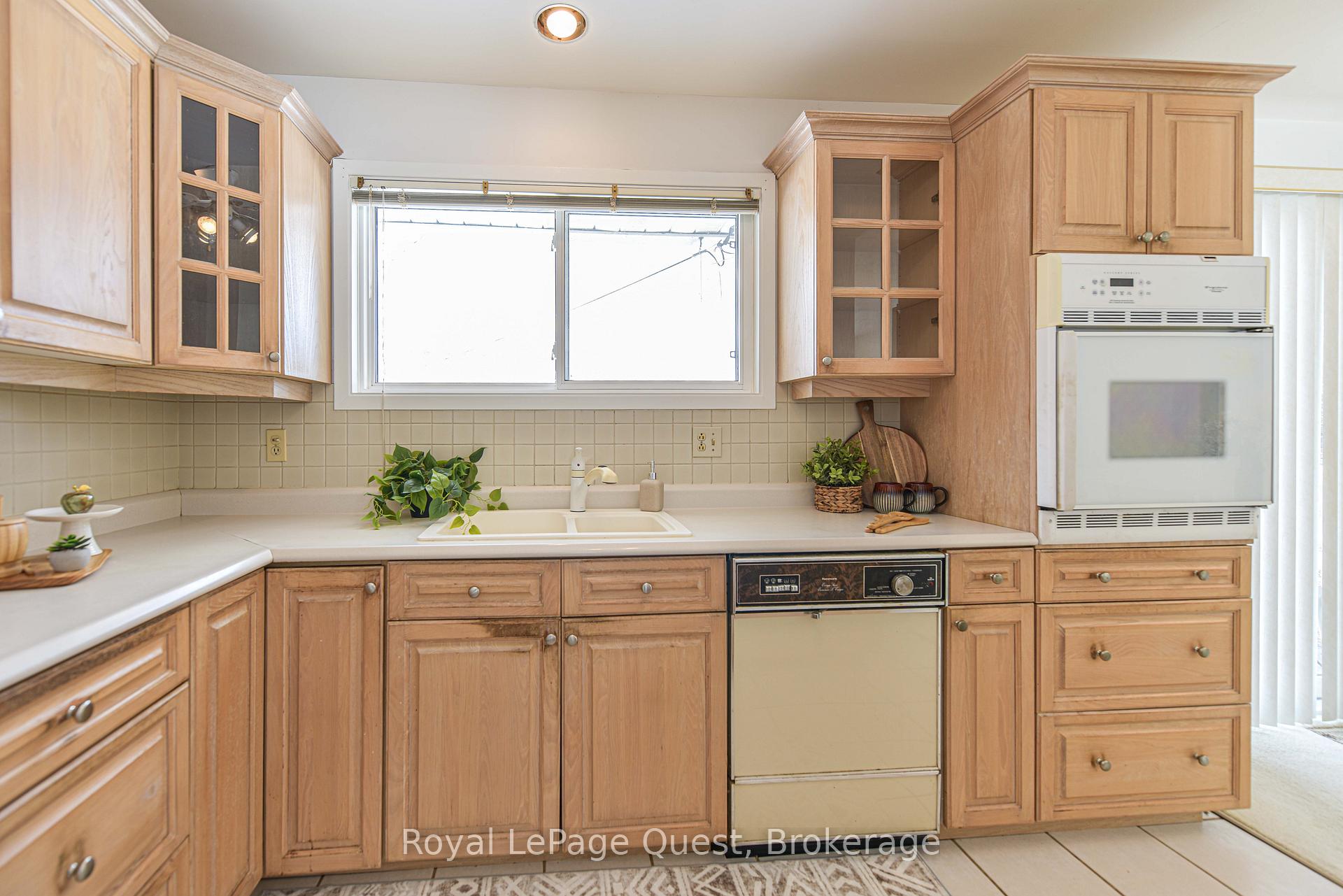 Photo 17 of 362 Harmon Road, Orillia — HOMEH