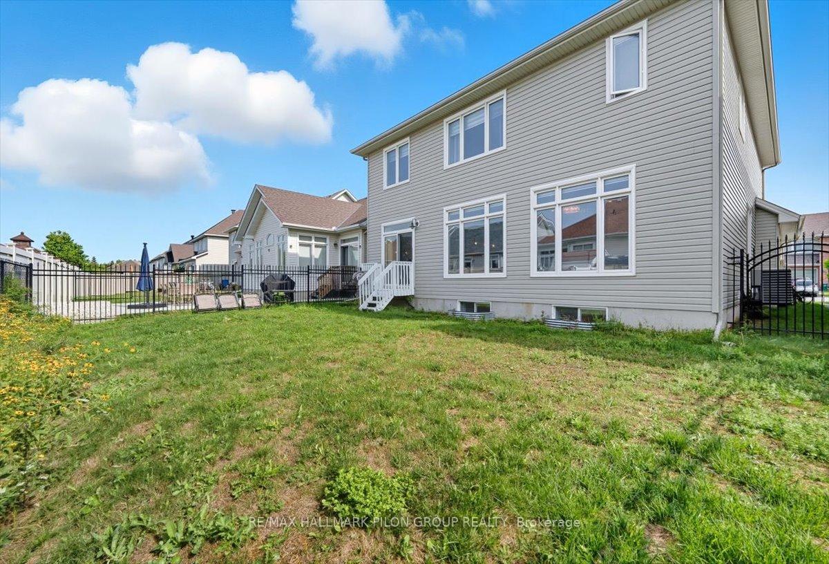 Photo 25 of 502 Strasbourg Street, Ottawa, Avalon West — HOMEH