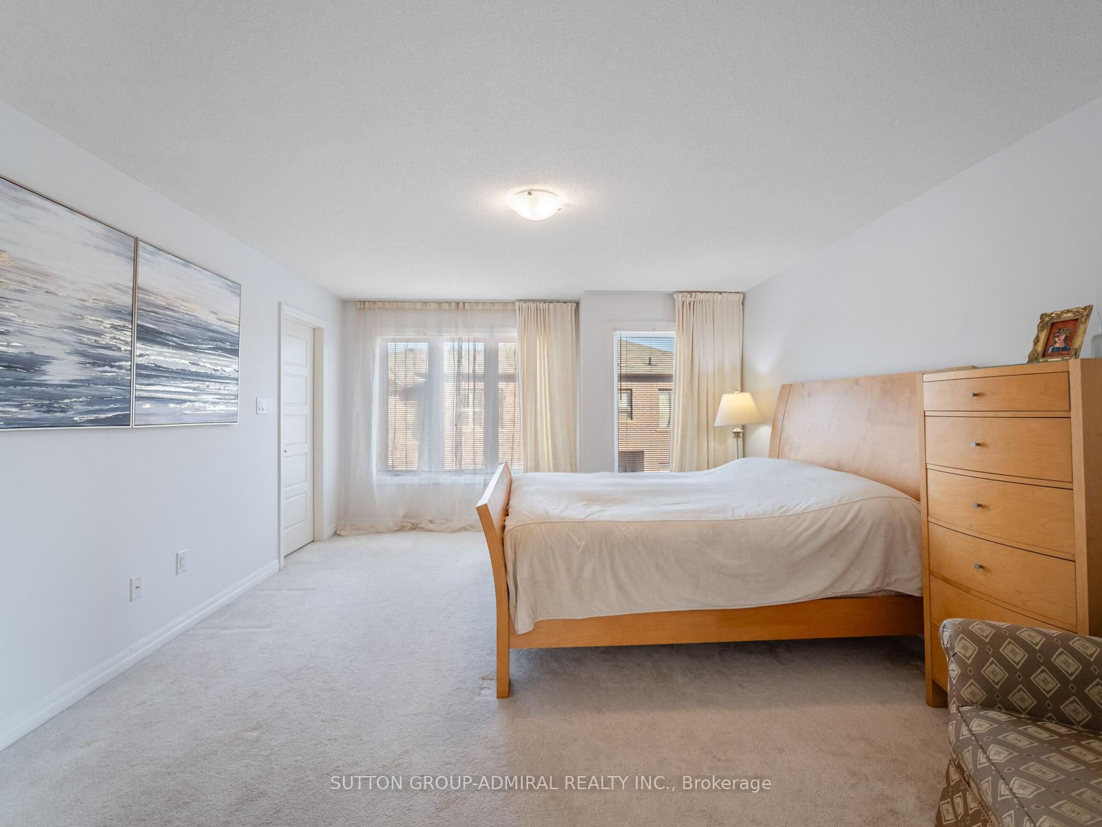 Photo 21 of 6 Vantage Loop, Newmarket, Woodland Hill — HOMEH