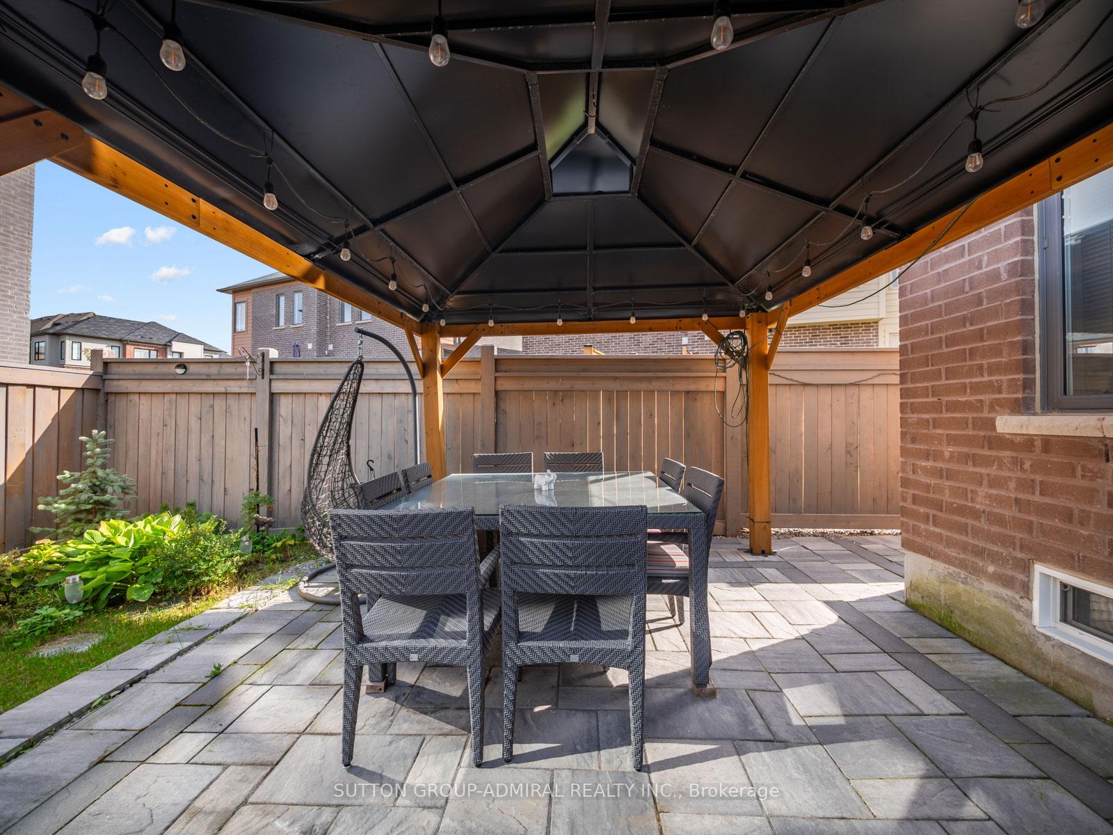 Photo 44 of 6 Vantage Loop, Newmarket, Woodland Hill — HOMEH