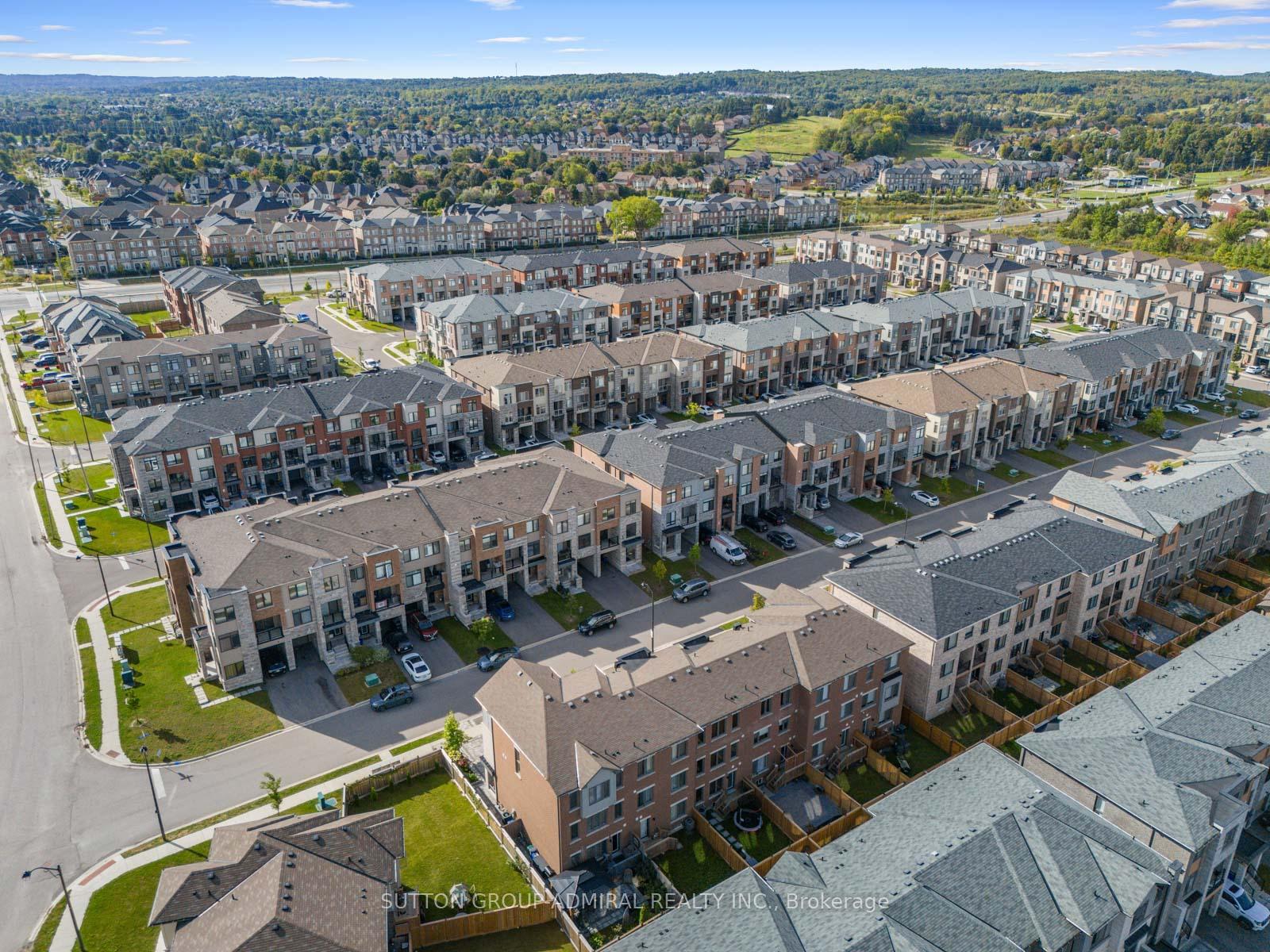 Photo 49 of 6 Vantage Loop, Newmarket, Woodland Hill — HOMEH