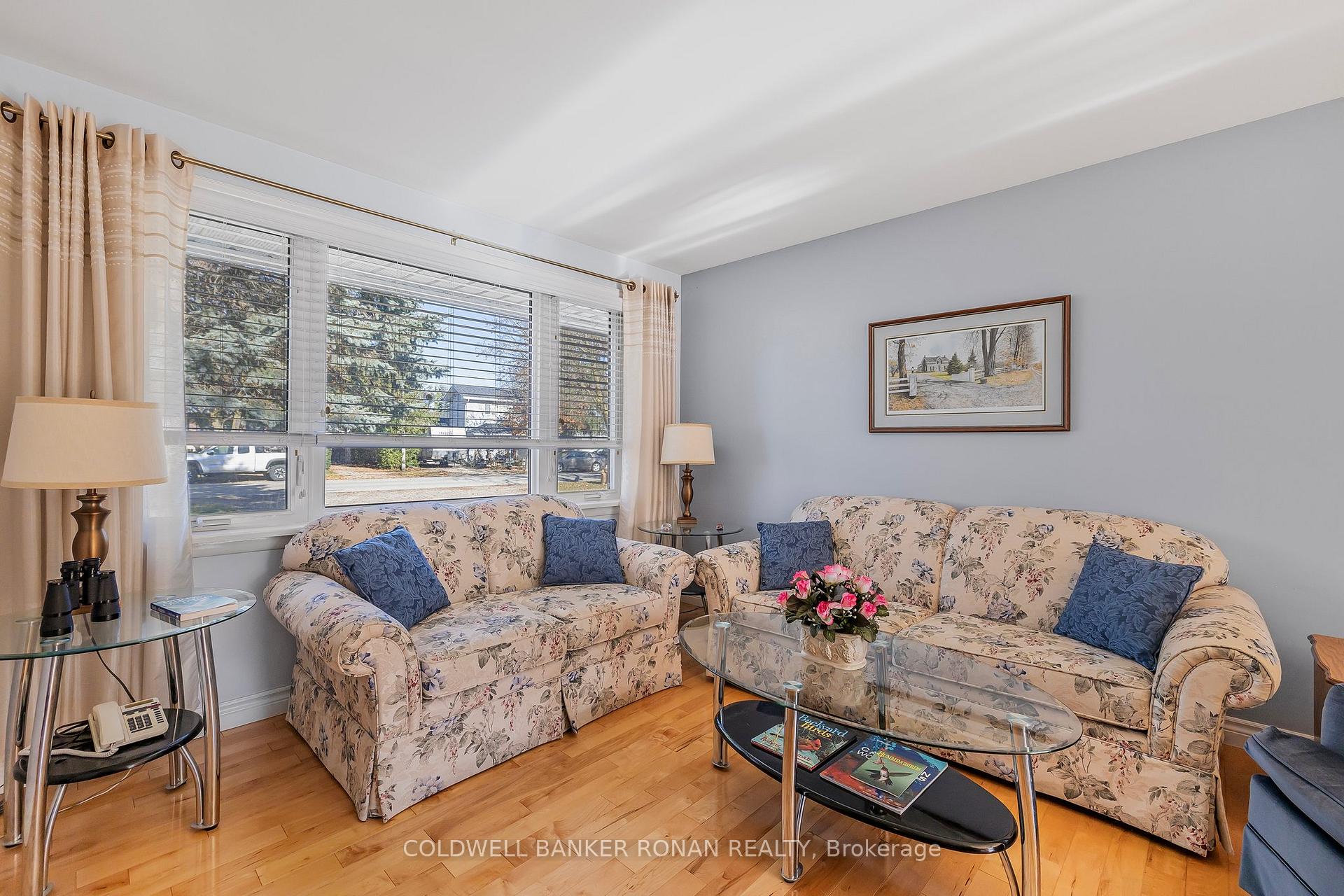 Photo 8 of 5 Richmond Street E, New Tecumseth, Tottenham — HOMEH