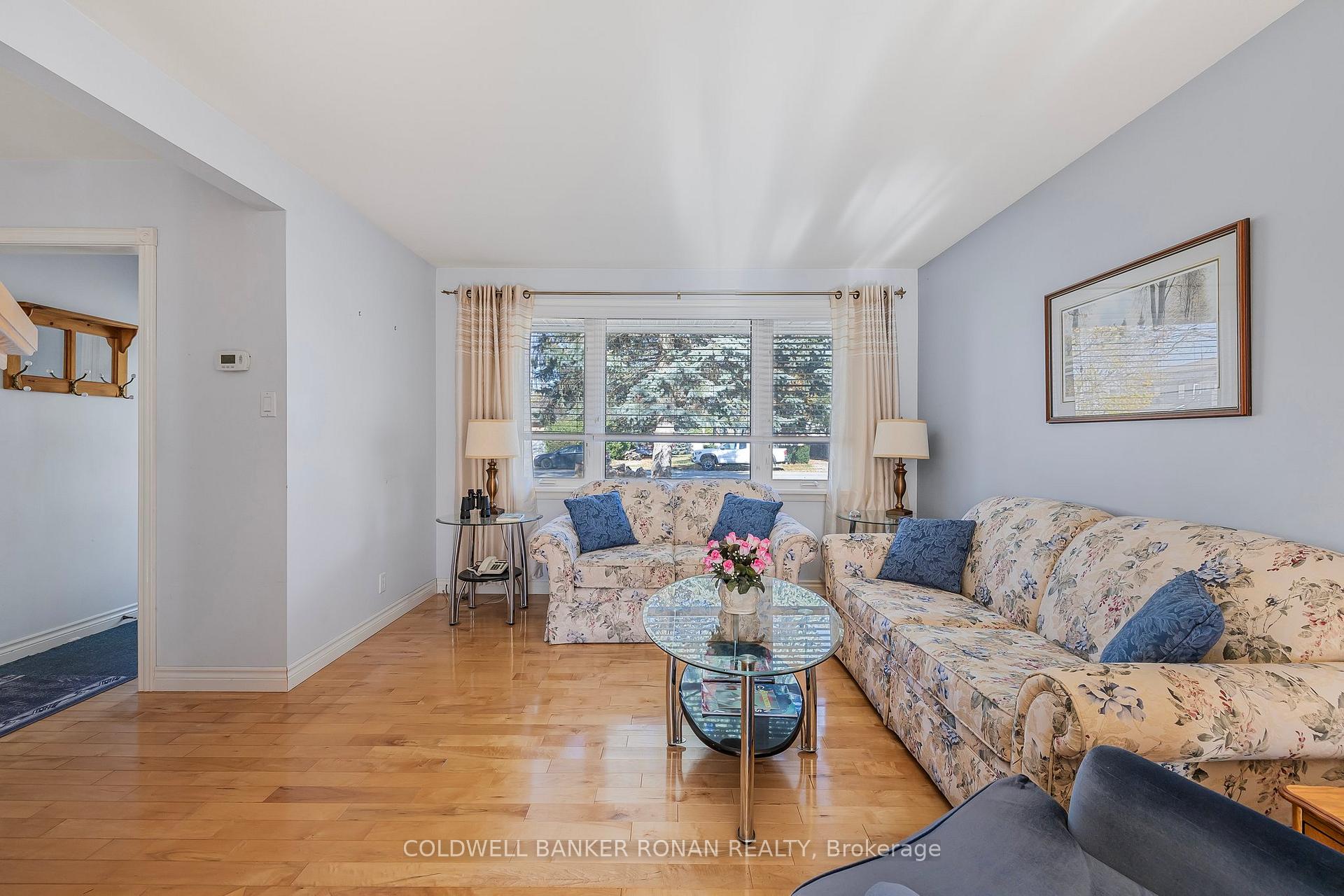 Photo 11 of 5 Richmond Street E, New Tecumseth, Tottenham — HOMEH