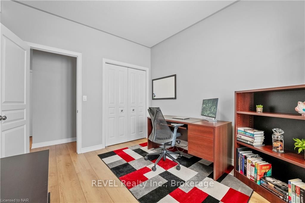 Photo 19 of 12 Cooper Court, Pelham, Fonthill — HOMEH